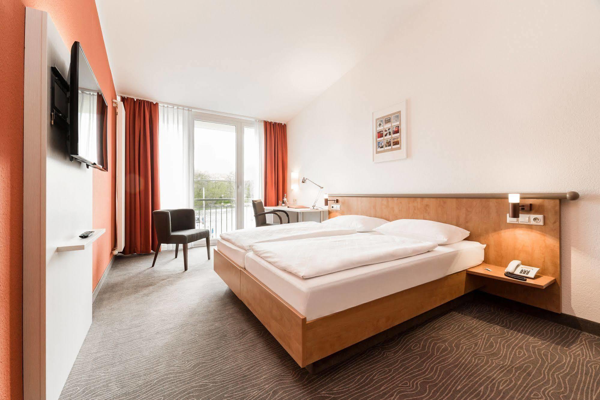 Hotel Spree-idyll Berlijn Buitenkant foto